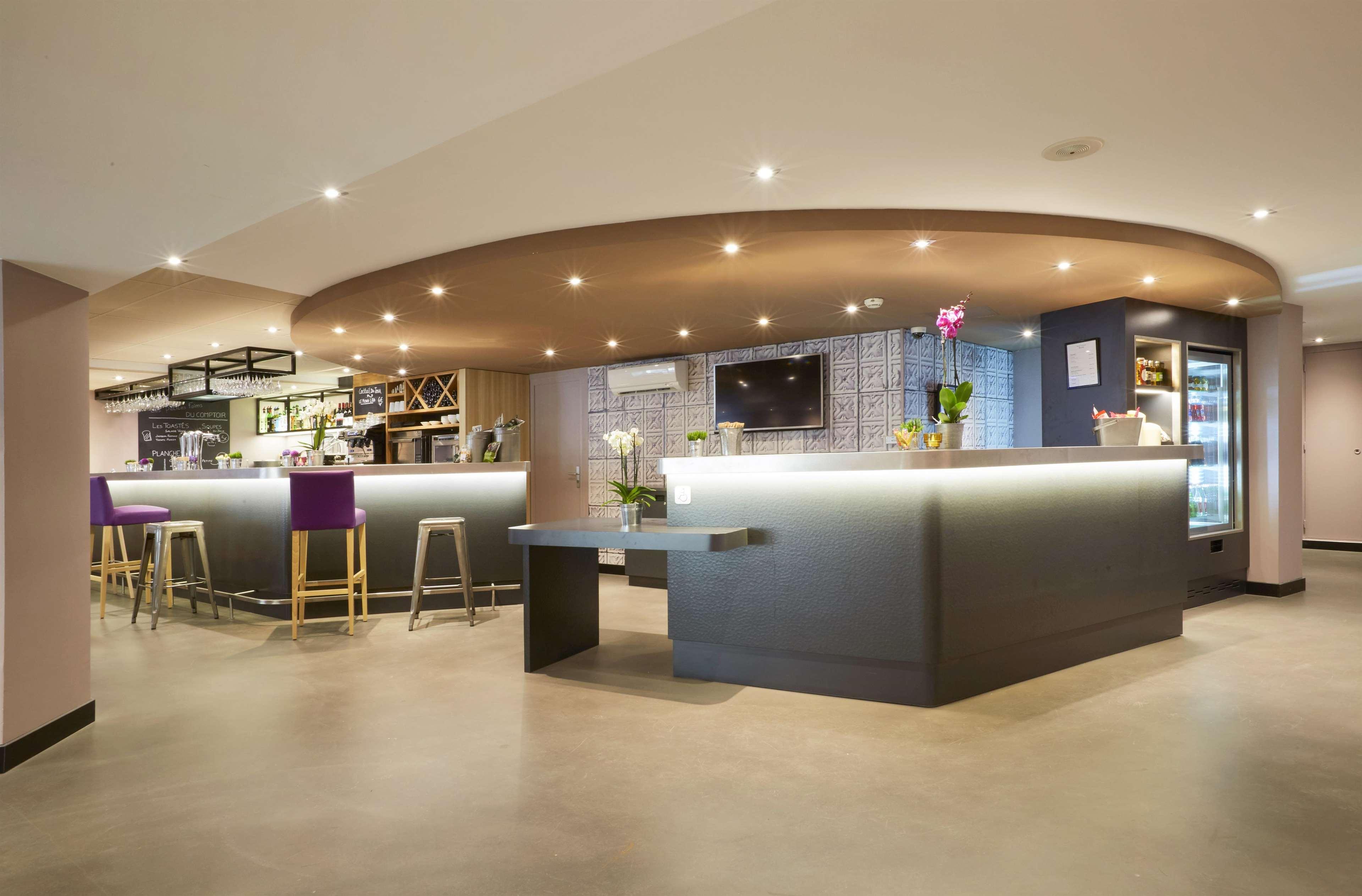 Hotel Campanile Centre - Berges Du Rhône