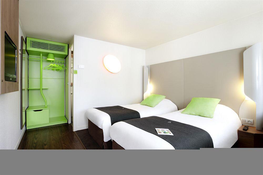 Campanile Centre - Berges Du Rhône Hotel